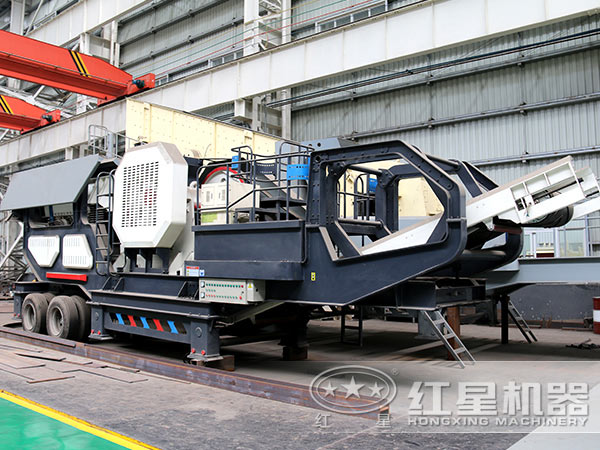 移動粉碎石子機 移動粉碎石子機