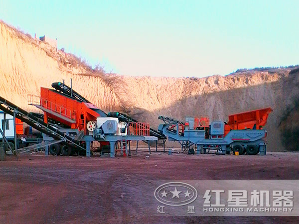 流動(dòng)磕石機(jī)應(yīng)用現(xiàn)場圖