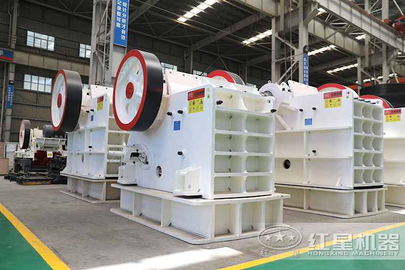 鄂式破碎機(jī) 鄂式破碎機(jī)