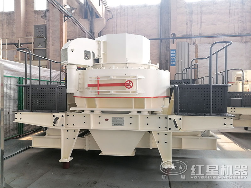 進(jìn)料尺寸為硬料：35mm,軟料30mm，處理能力120-180t/h，雙電機(jī)功率為4p 110kw