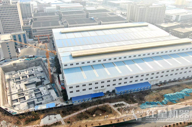 紅星河卵石破碎機生產廠區(qū) 紅星河卵石破碎機生產廠區(qū)