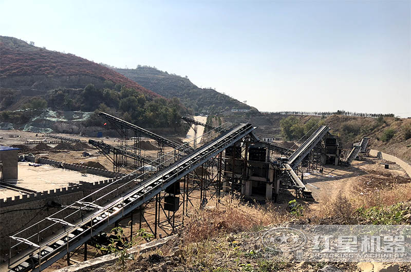 紅星時(shí)產(chǎn)300-400噸石料生產(chǎn)線現(xiàn)場(chǎng) 紅星時(shí)產(chǎn)300-400噸石料生產(chǎn)線現(xiàn)場(chǎng)
