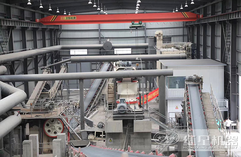 1060破碎機(jī)搭配圓錐破，日產(chǎn)量在3200噸左右