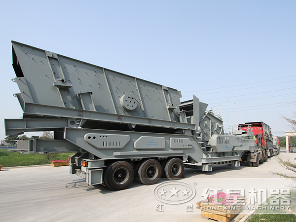 汽車式移動破碎機(jī) 汽車式移動破碎機(jī)