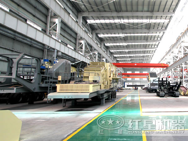 移動(dòng)破碎石子機(jī) 移動(dòng)破碎石子機(jī)