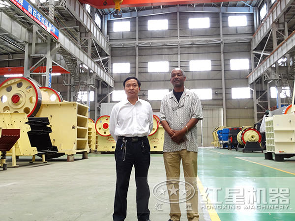 紅星機(jī)器展望未來(lái) 紅星機(jī)器展望未來(lái)