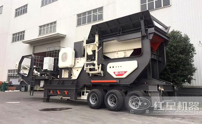 輪胎式移動磚渣粉碎機(jī) 輪胎式移動磚渣粉碎機(jī)