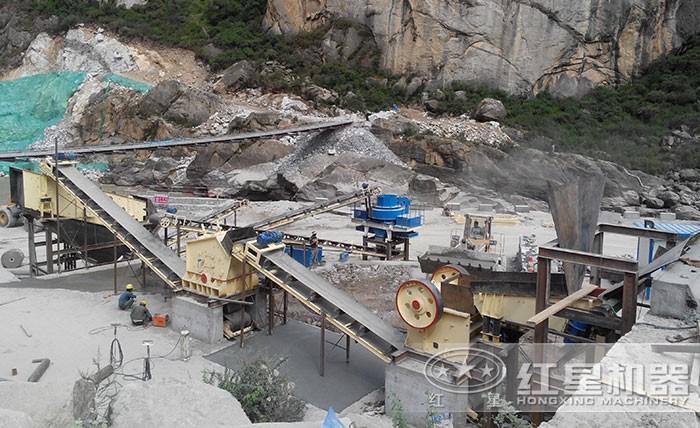 機制砂破碎生產線現(xiàn)場 機制砂破碎生產線現(xiàn)場