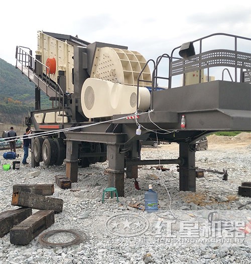 廣西移動大型錘破碎站現(xiàn)場 廣西移動大型錘破碎站現(xiàn)場