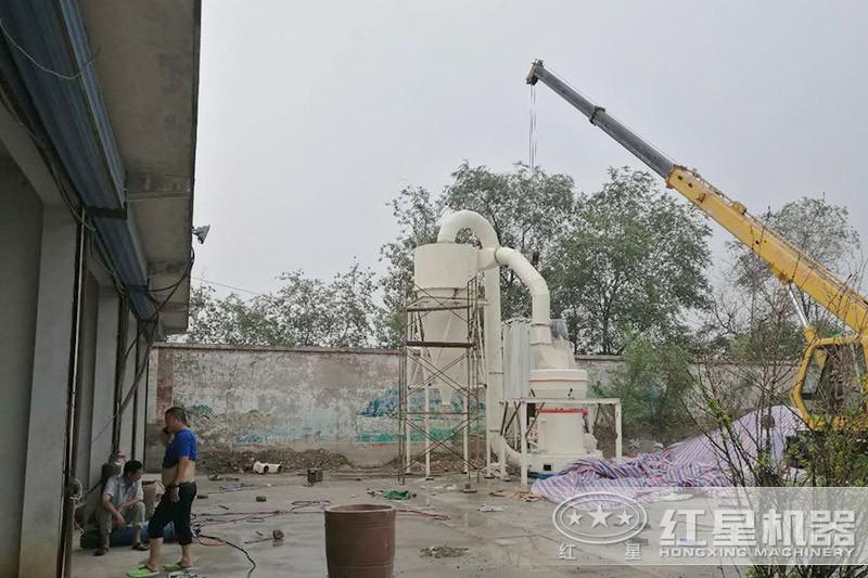 磨粉現(xiàn)場(chǎng) 磨粉現(xiàn)場(chǎng)