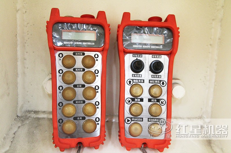 履帶式移動破碎車遙控配置 履帶式移動破碎車遙控配置