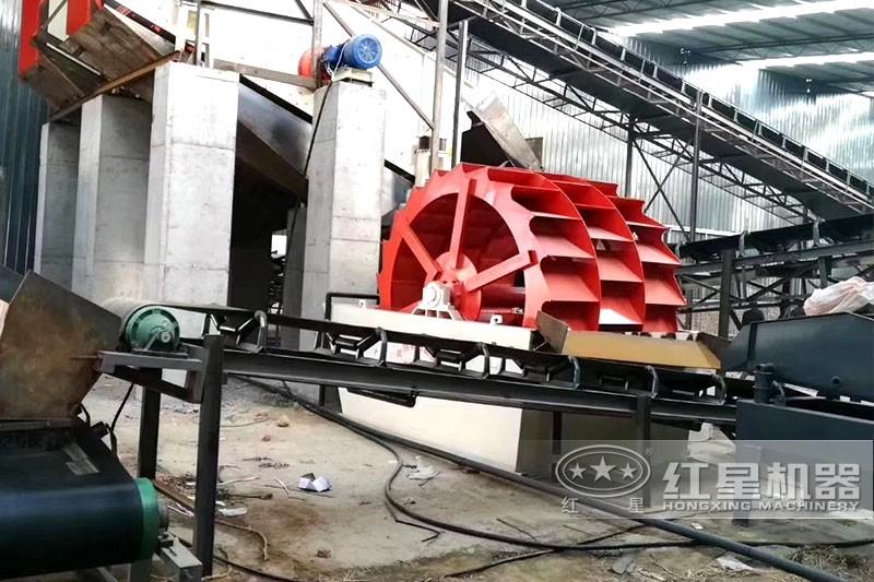 三輪式洗砂機(jī)現(xiàn)場(chǎng)