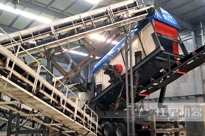 紅星移動(dòng)制砂機(jī)現(xiàn)場(chǎng) 紅星移動(dòng)制砂機(jī)現(xiàn)場(chǎng)