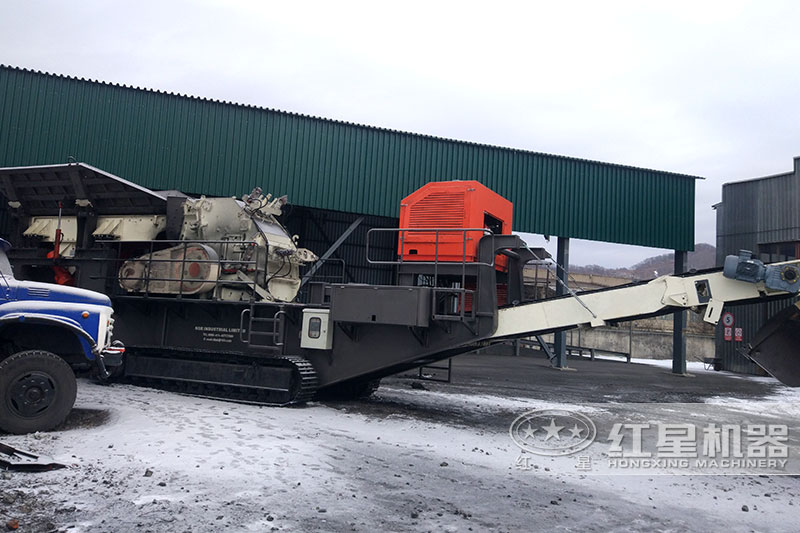 履帶移動(dòng)破現(xiàn)場(chǎng)展示，可安排現(xiàn)場(chǎng)參觀