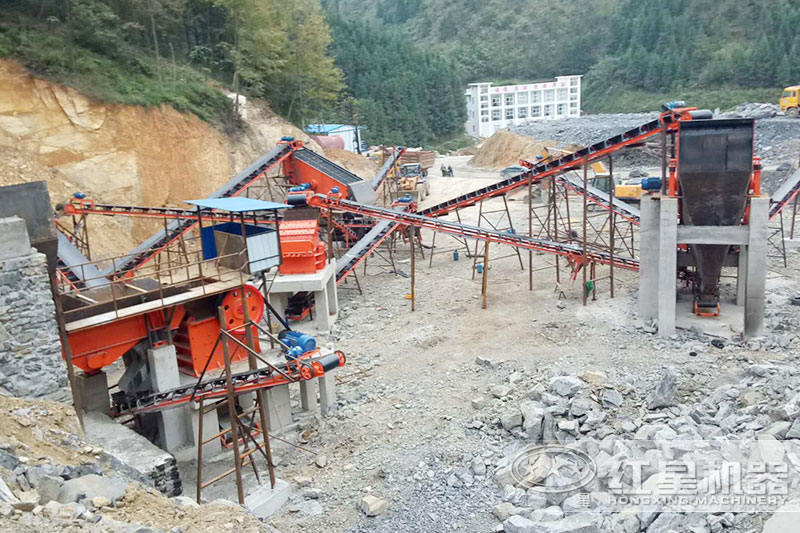 砂石骨料生產(chǎn)線現(xiàn)場(chǎng) 砂石骨料生產(chǎn)線現(xiàn)場(chǎng)