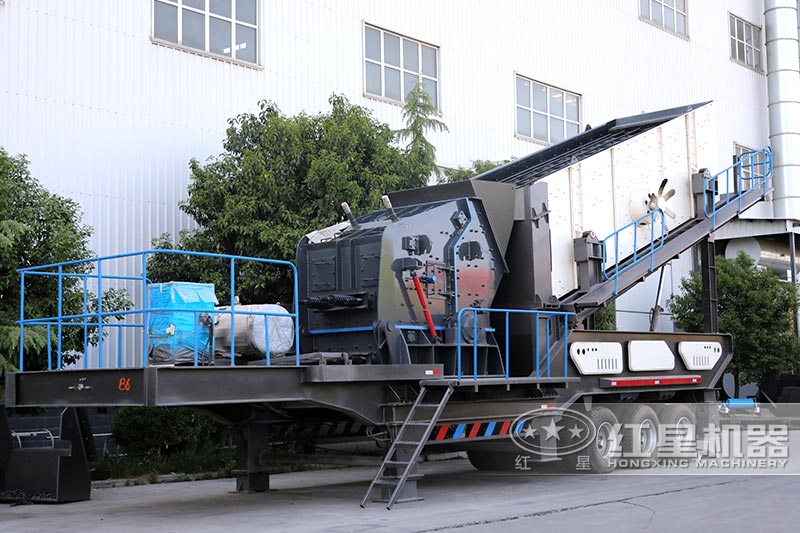 后八輪移動石子機(jī)搭配反擊破