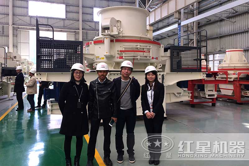 客戶(hù)與紅星技術(shù)經(jīng)理達(dá)成合作協(xié)議