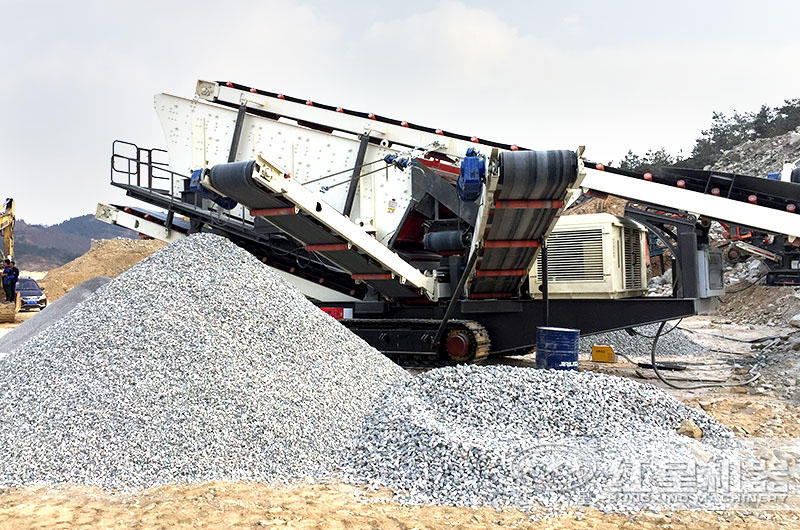 移動式大型移動碎石機(jī)