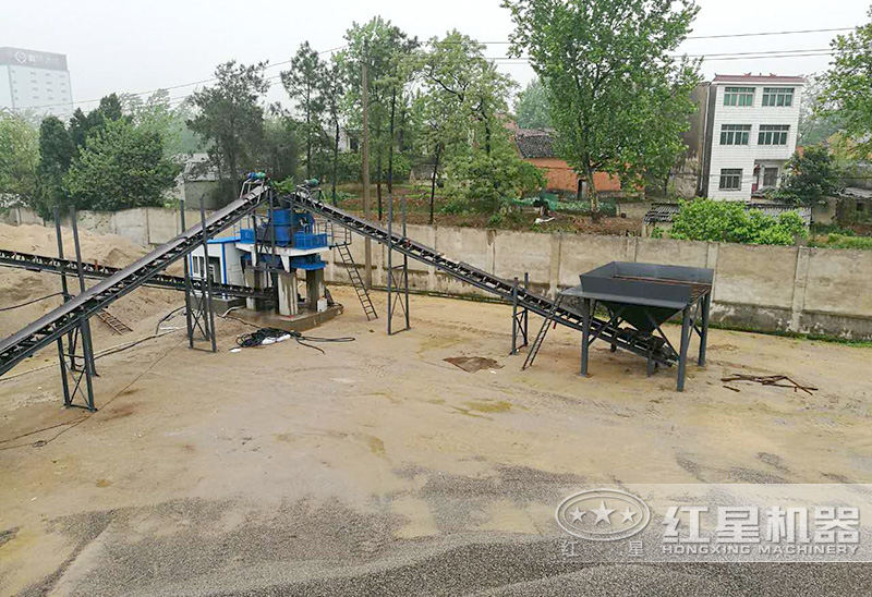 便宜的小型打沙機工作現(xiàn)場