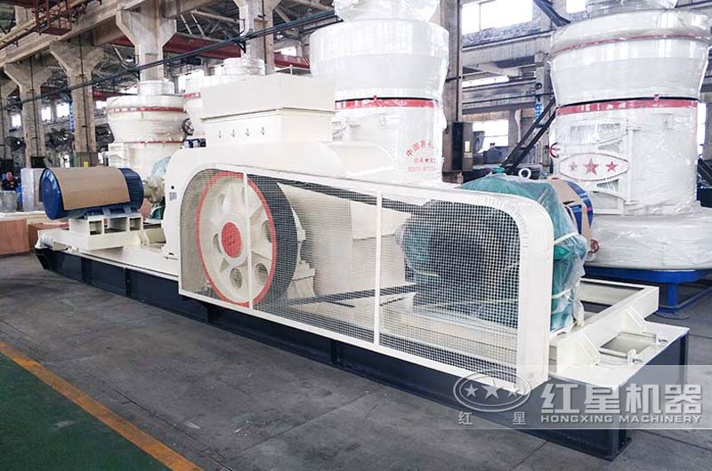 對輥式制砂機(jī)，體積小，移動(dòng)方便