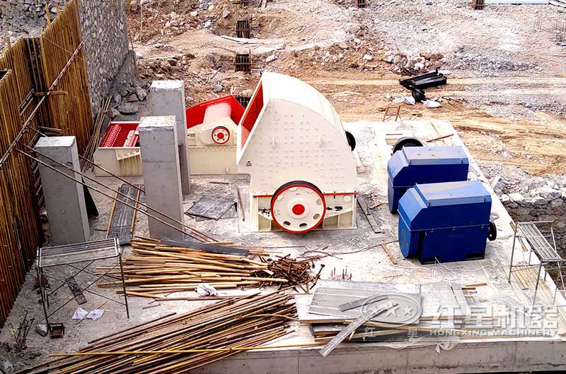 時(shí)產(chǎn)500噸礦山錘式破碎機(jī)價(jià)格多少？型號(hào)有哪些？