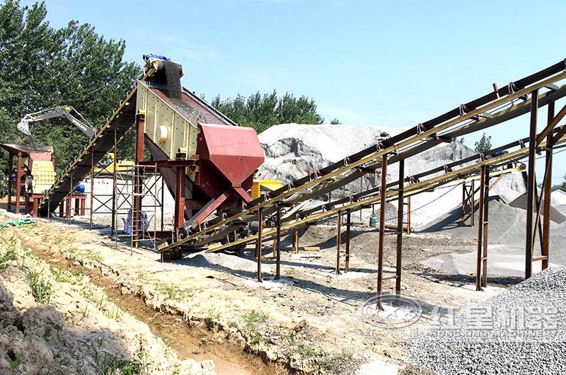 時(shí)產(chǎn)500噸礦山錘式破碎機(jī)價(jià)格多少？型號(hào)有哪些？