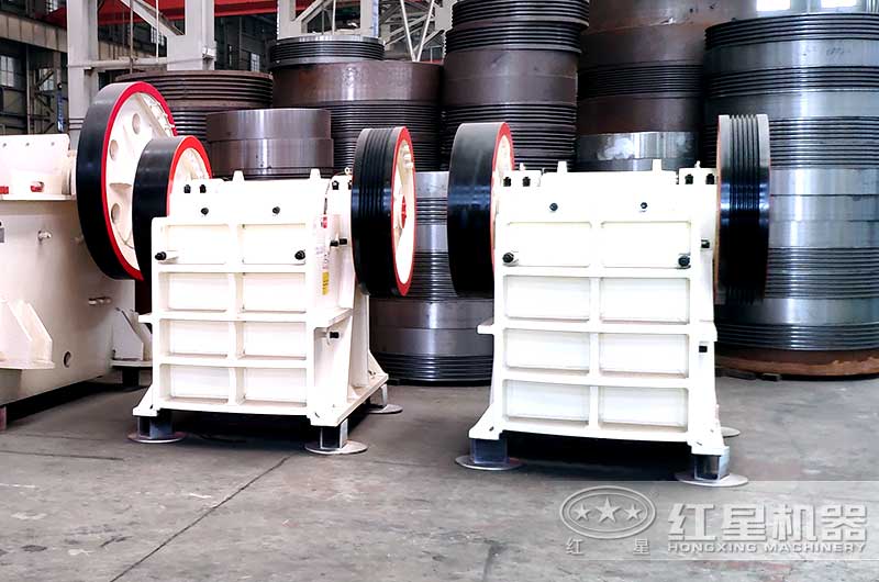 PEX細(xì)鄂式破石機(jī)，出料粒度整齊度高