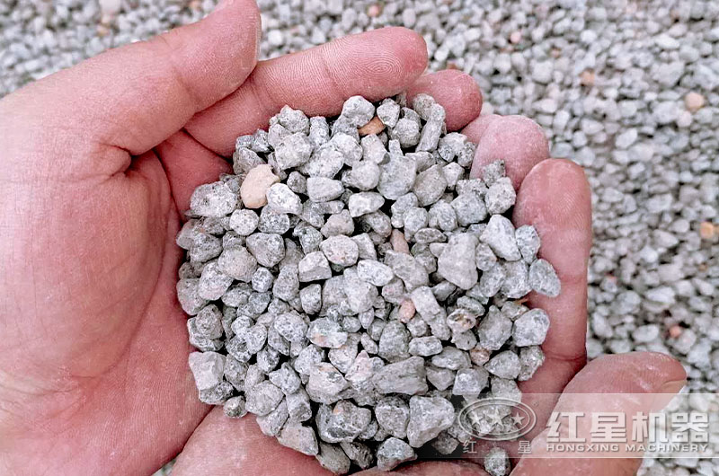 專業(yè)制砂機生產(chǎn)成品粒形好，整齊度高