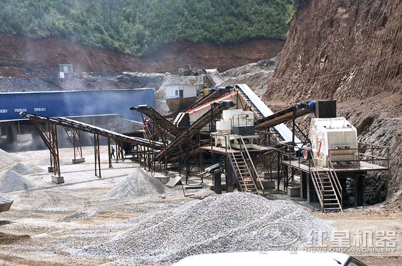 打石頭、破石子作業(yè)現(xiàn)場(chǎng)